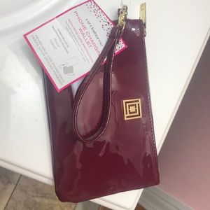 Liz Claireborn Phone charging wallet